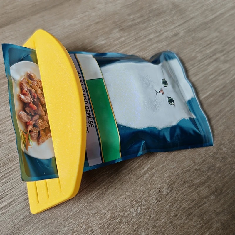 Food Storage Dispenser - Cat Food Squeezer Food Squeezing Tool